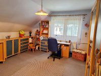 Eladó családi ház, Vácon 109 M Ft, 5 szobás