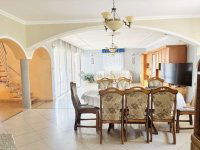 Eladó családi ház, Szigetszentmiklóson 255 M Ft, 7 szobás