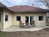 Eladó családi ház, Mogyoródon 85 M Ft, 1+3 szobás