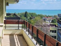 Eladó téglalakás, Balatonalmádiban 93 M Ft, 2 szobás