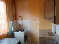 Eladó panellakás, Szegeden 48 M Ft, 2 szobás