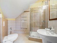 Eladó családi ház, XVII. kerületben 449 M Ft, 8 szobás