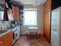 Eladó téglalakás, Pécsett 74 M Ft, 2+1 szobás