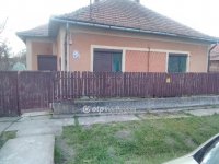 Eladó családi ház, Komádiban 15 M Ft, 2+1 szobás