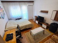 Eladó téglalakás, Pécsett, Szabadság utcában 33.99 M Ft
