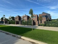 Eladó téglalakás, Szegeden 159.9 M Ft, 4 szobás