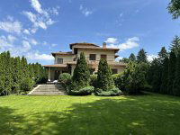 Eladó családi ház, XVII. kerületben 349 M Ft, 7 szobás