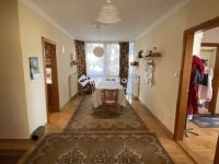 Eladó családi ház, Budakeszin 219 M Ft, 11 szobás