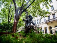 Eladó téglalakás, Budapesten, VI. kerületben, Liszt Ferenc téren
