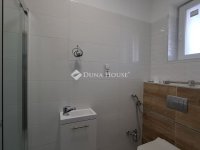 Eladó családi ház, XVI. kerületben 239 M Ft, 1+4 szobás