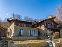 Eladó családi ház, Nagykovácsiban 365 M Ft, 8 szobás