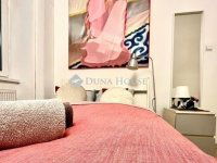 Eladó téglalakás, VI. kerületben 150 M Ft, 4 szobás