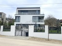 Kiadó téglalakás, albérlet, XI. kerületben, Lépés utcában