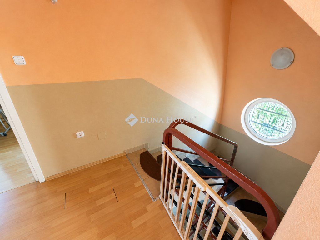 Eladó családi ház, Gyömrőn 104.5 M Ft, 4 szobás