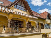 Eladó hotel, Hévízen 226.24 M Ft, 9+1 szobás