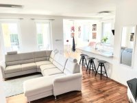 Eladó családi ház, Pécsett 174.9 M Ft, 4 szobás