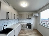 Eladó panellakás, Debrecenben 62.9 M Ft, 3 szobás