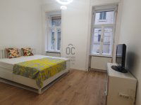 Eladó téglalakás, Budapesten, VI. kerületben 118 M Ft, 3 szobás