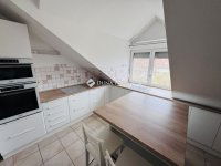 Eladó téglalakás, Pécsett 74.5 M Ft, 3 szobás