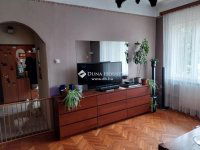 Eladó családi ház, Vecsésen 110 M Ft, 5 szobás