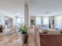 Eladó családi ház, Üllőn 299 M Ft, 6 szobás