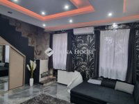 Eladó családi ház, XV. kerületben 199.9 M Ft, 7 szobás