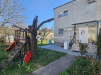 Eladó sorház, Veszprémben 99 M Ft, 4 szobás
