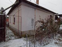 Eladó családi ház, Szolnokon 18 M Ft, 2 szobás