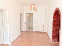 Eladó családi ház, Batykon 22 M Ft, 5 szobás