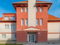 Eladó családi ház, Hévízen 746.25 M Ft, 16+16 szobás