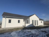 Eladó családi ház, Ráckevén 89.9 M Ft, 5 szobás