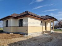 Eladó családi ház, Buzsákon 69.9 M Ft, 3 szobás