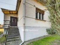 Eladó családi ház, Szomoron 65 M Ft, 3 szobás