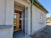 Eladó családi ház, Vonyarcvashegyen 54.9 M Ft, 4 szobás