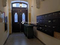 Eladó téglalakás, VI. kerületben 76.9 M Ft, 2 szobás