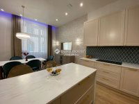 Eladó téglalakás, V. kerületben 420 M Ft, 4 szobás