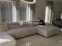 Eladó családi ház, Velencén 198.7 M Ft, 4 szobás