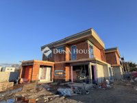 Eladó ikerház, Vecsésen 125 M Ft, 4 szobás