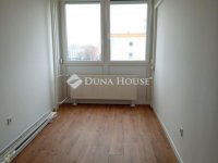 Eladó panellakás, Pécsett 54.9 M Ft, 2 szobás