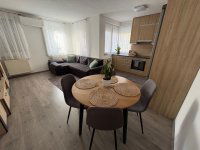 Eladó téglalakás, Debrecenben 75 M Ft, 3 szobás