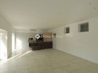 Eladó családi ház, Zalaszentivánon 130 M Ft, 2 szobás