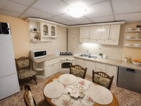 Eladó családi ház, IV. kerületben 98 M Ft, 3 szobás