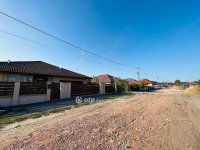 Eladó ikerház, Debrecenben 74.99 M Ft, 3 szobás