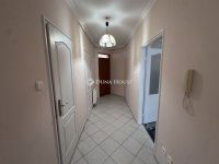 Eladó téglalakás, Szegeden 61.9 M Ft, 2 szobás