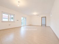 Eladó családi ház, Kiskunhalason 79.9 M Ft, 3 szobás