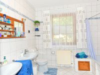 Eladó családi ház, Veszprémben 219.9 M Ft, 3+3 szobás