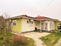 Eladó családi ház