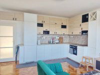 Kiadó téglalakás, albérlet