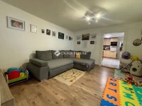 Eladó családi ház, Esztergomban 69.9 M Ft, 2 szobás