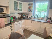 Eladó ikerház, III. kerületben 119 M Ft, 3+1 szobás